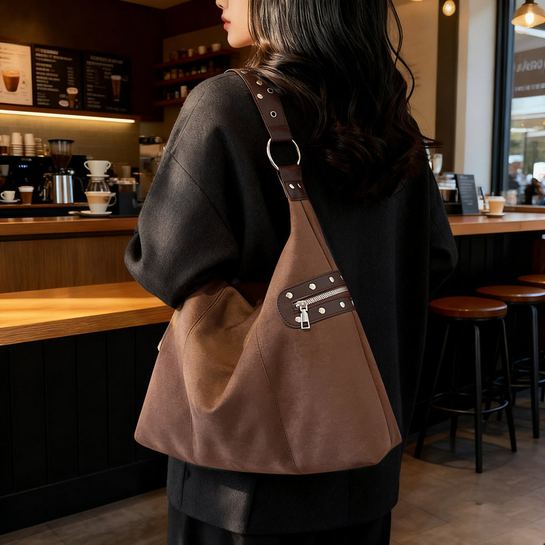 Women's Shoulder Bag in Casual Animal Print Style