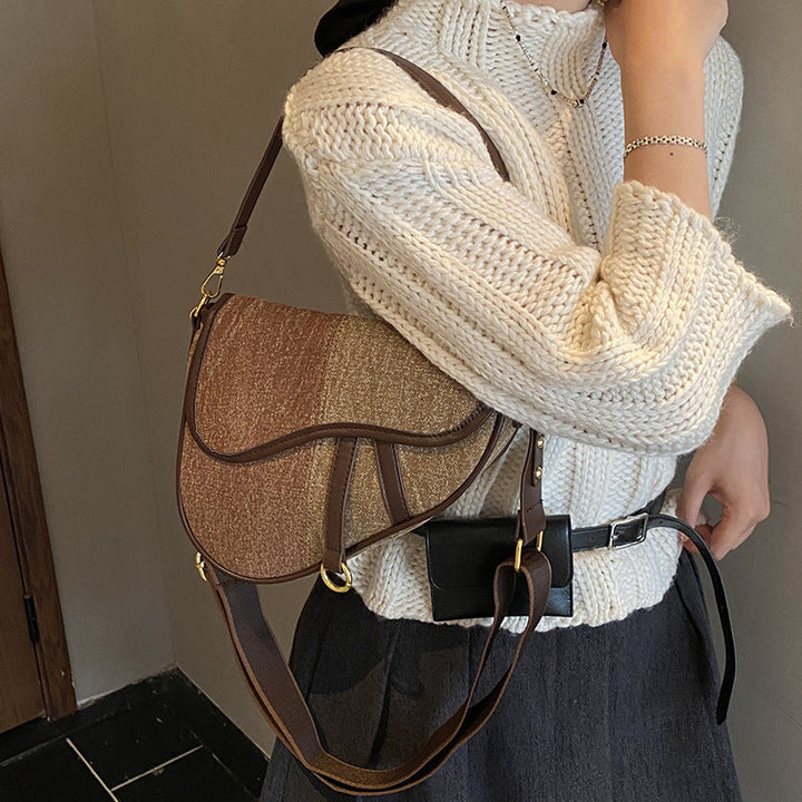 Women’s shoulder bag made of durable denim with adjustable shoulder strap