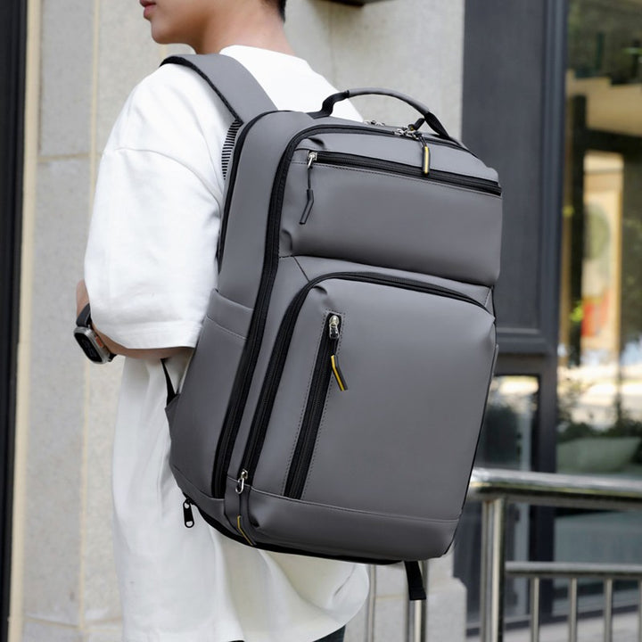 Multi-Functional Backpack Cardanzo