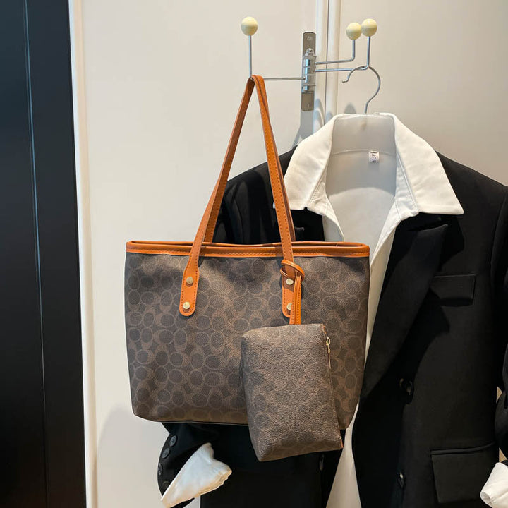 Women's tote bag with practical inner pocket and elegant design