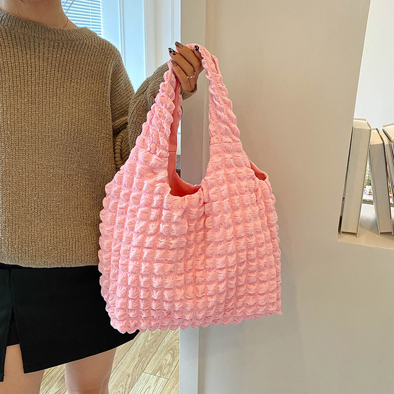 Women's tote bag with structured design