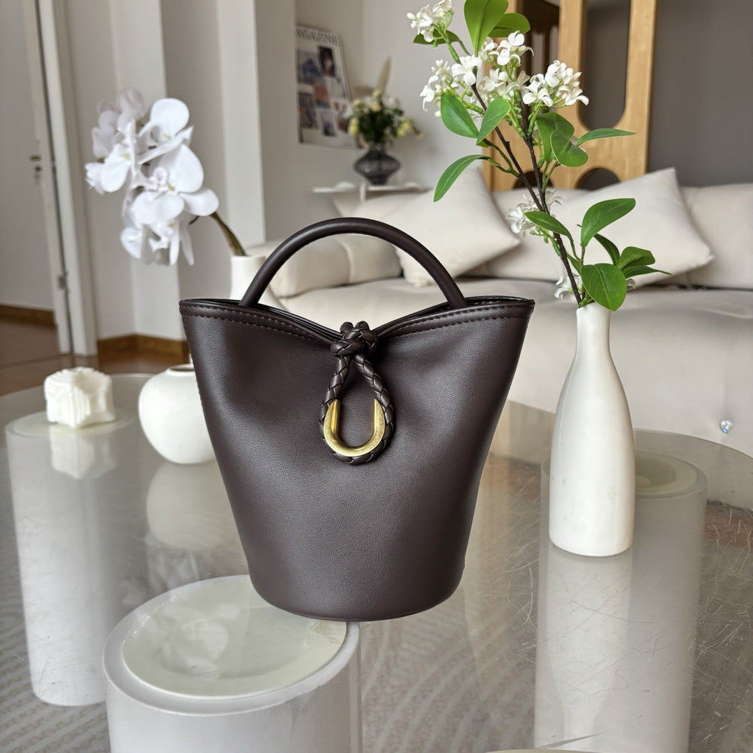 Women’s fashionable mini handbag
