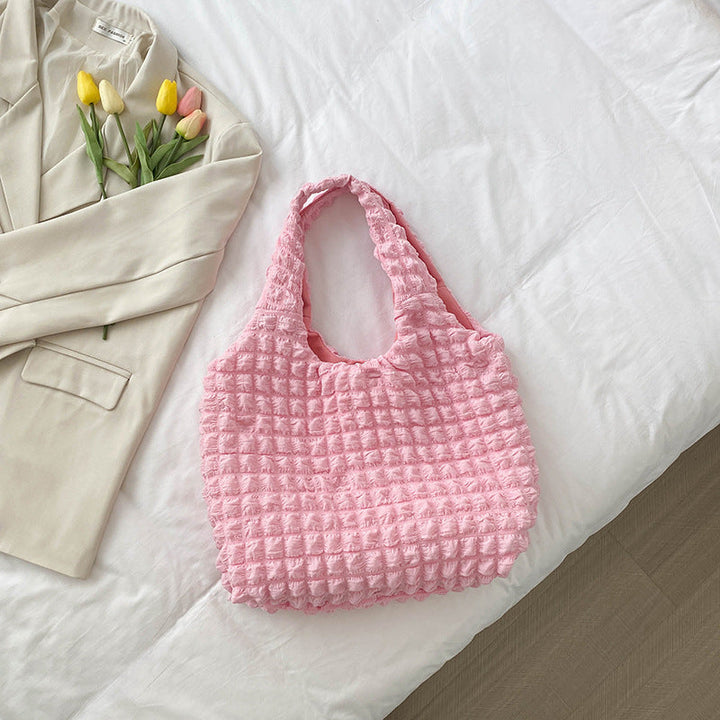 Women's tote bag with structured design