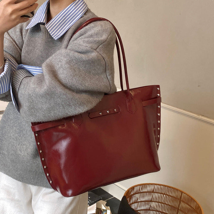 Ladies stylish Tote Bag with fashionable detail