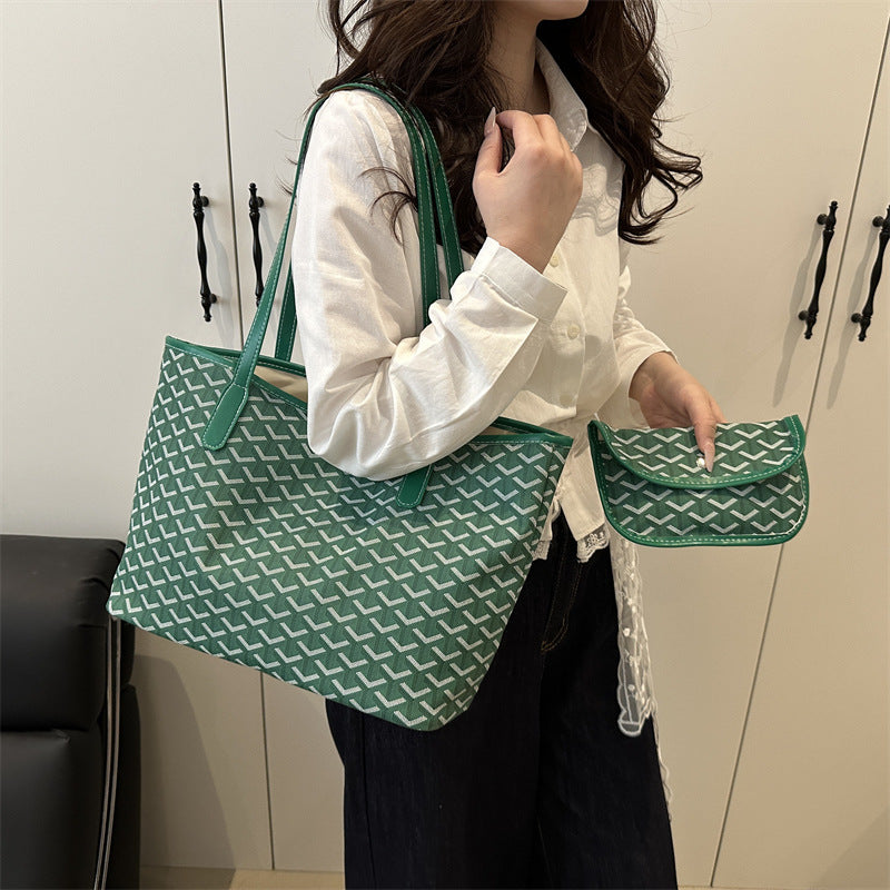 Women's elegant shopping bag with modern pattern