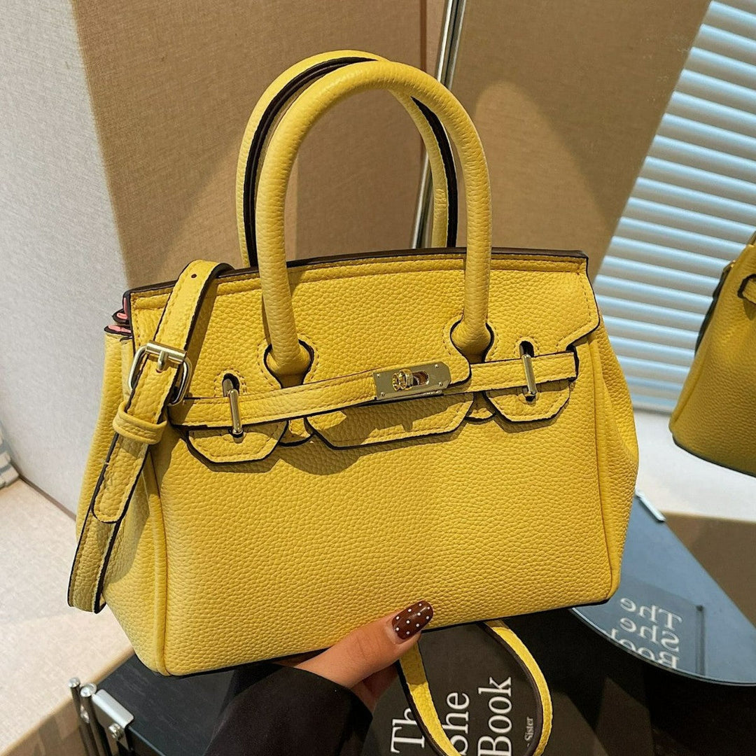 Women's mini handbag with stylish detail