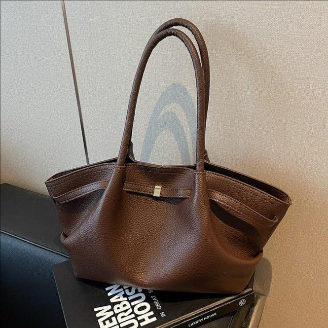 Women's tote bag with structured design