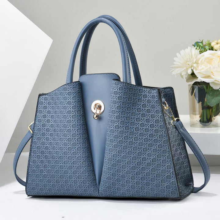 Ladies structured tote bag with elegant pleating technique