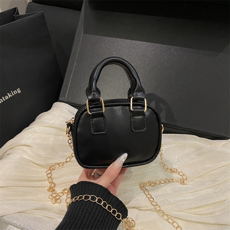 Women’s Mini Handbag with Removable Chain and Elegant Design