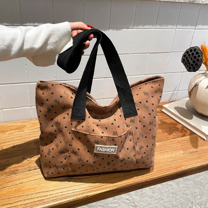 Ladies fashionable tote bag with heart design