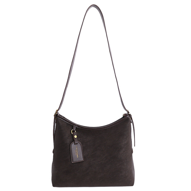 Ladies elegant shoulder bag with soft leather
