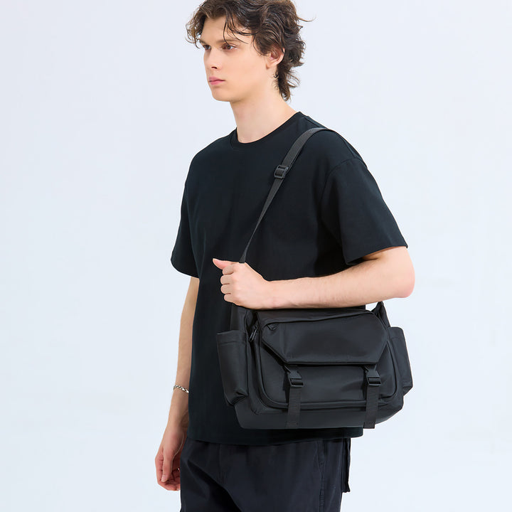 Versatile Urban Crossbody Bag Cardanzo