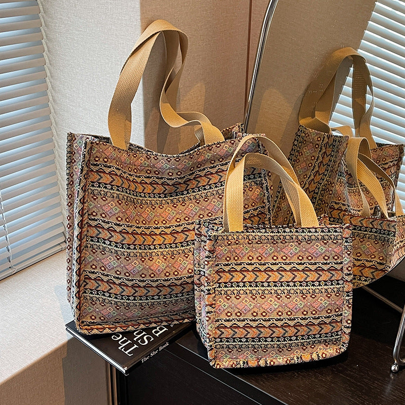 Women's shopping bag with artistic ethnic pattern