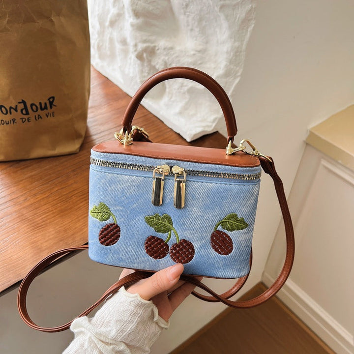 Women's practical shoulder bag with cute fruit motif and practical inner pocket