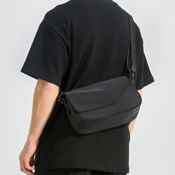 Sleek Adjustable Crossbody Satchel Cardanzo