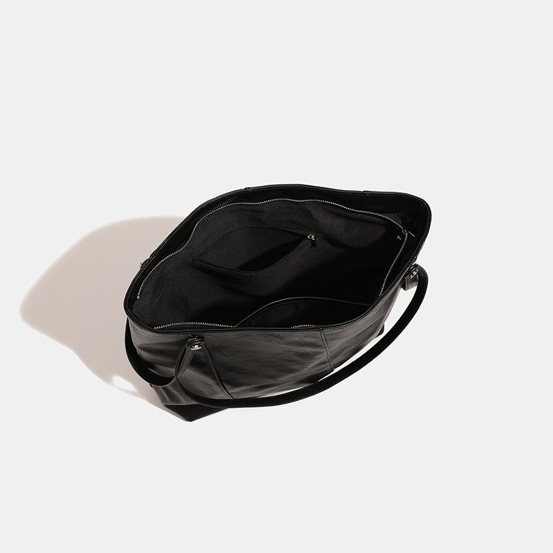Women stylish XXL tote with elegant structure