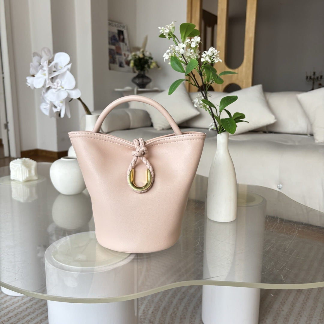 Women’s fashionable mini handbag