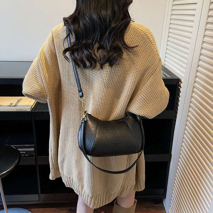 Ladies elegant shoulder bag with stylish design