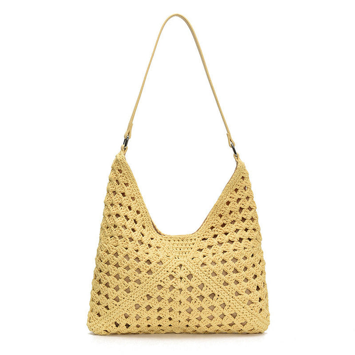 Women's crochet shoulder bag with ergonomic strap