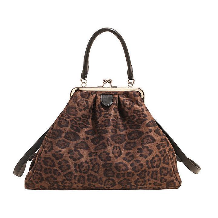 Women's large shoulder bag with elegant pleats and detachable shoulder strap