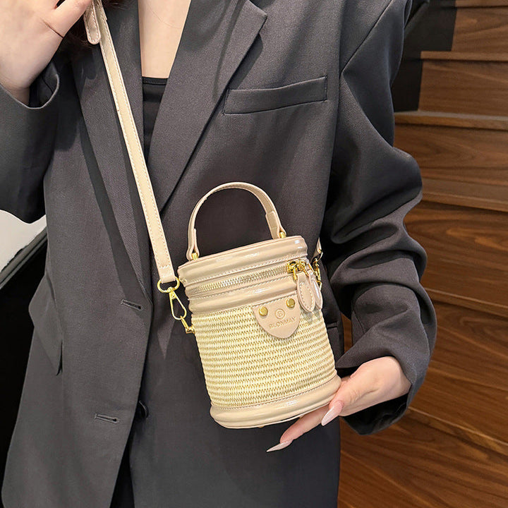 Women stylish shoulder bag in elegant basket design