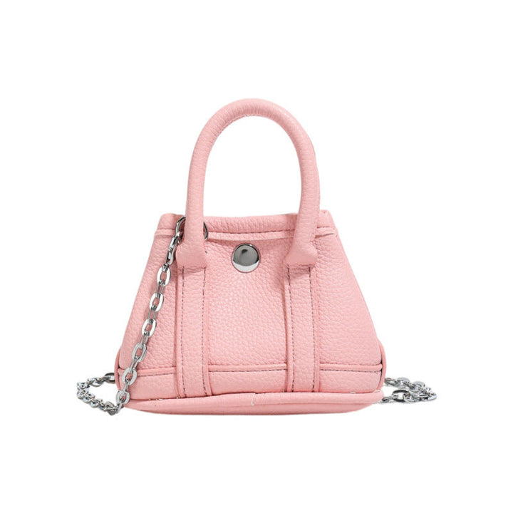 Ladies mini handbag with smooth structure and removable chain strap