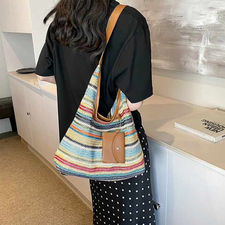 Colorful shoulder bag made of cotton with a practical additional pocket