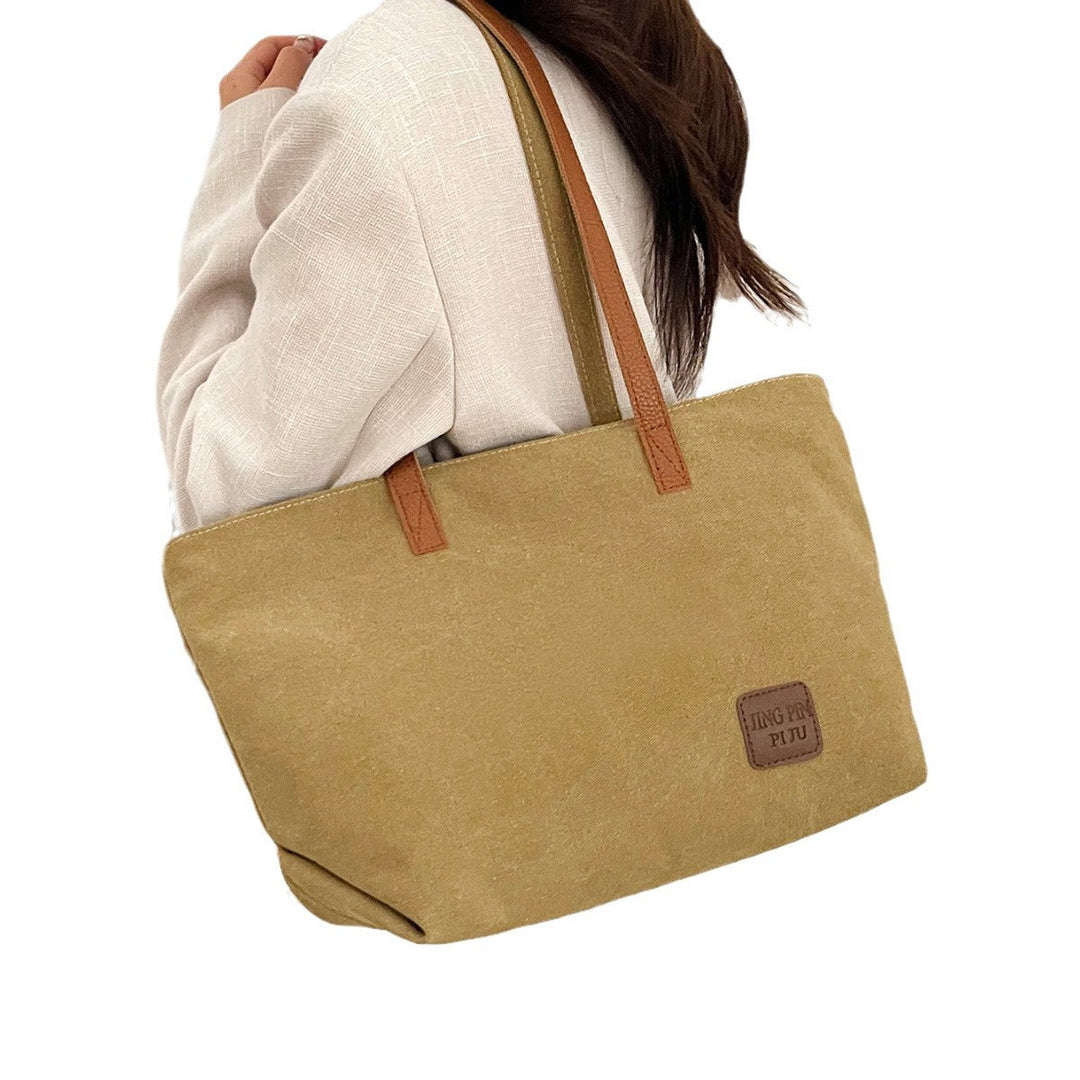 Ladies elegant tote bag