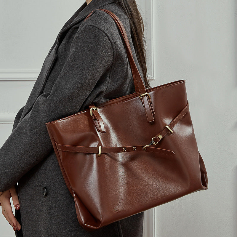 Women's elegant tote bag with practical interior design and stylish accents