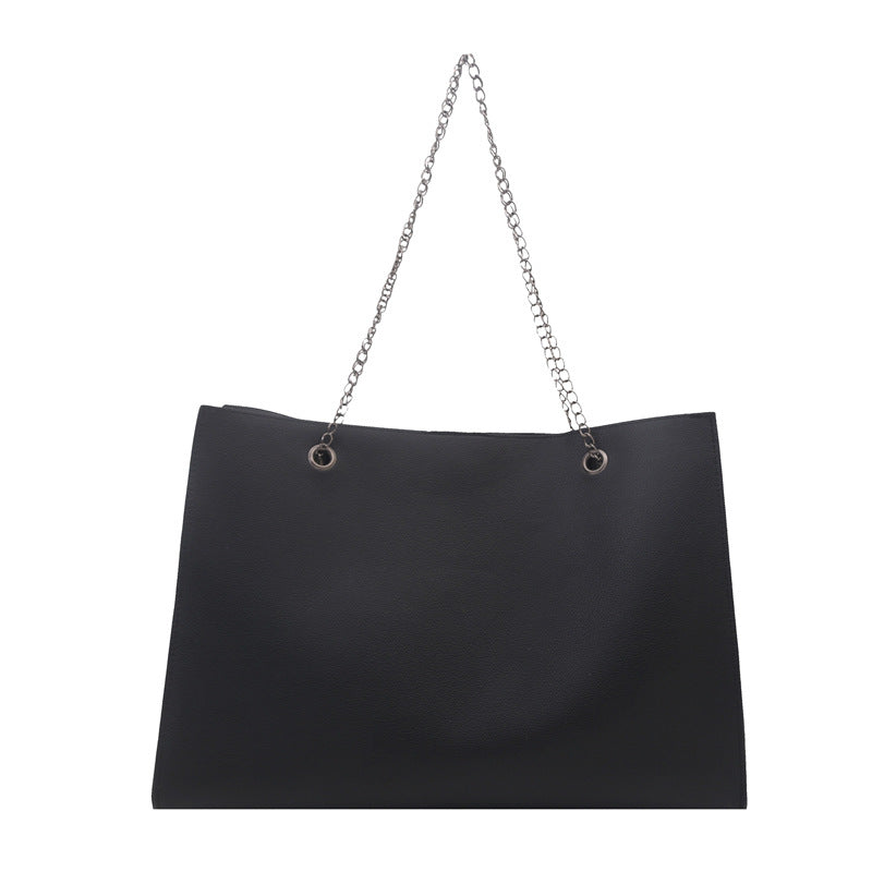 Women elegant tote bag with practical inner compartment and stylish chain strap