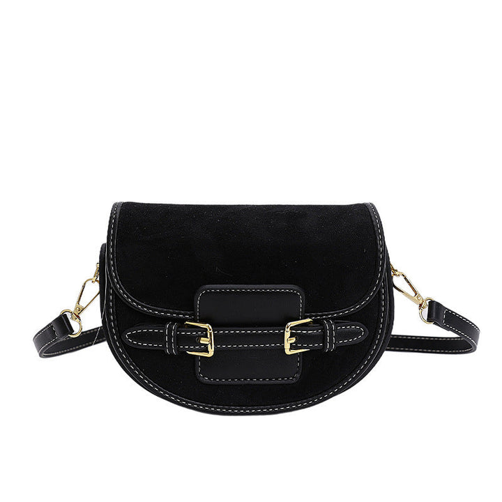 Women's shoulder bag made of high-quality suede with elegant chain closure