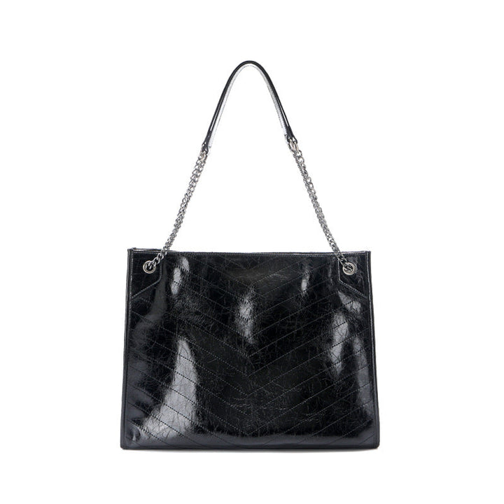 Women's Tote Bag made of shiny faux leather with quilted pattern