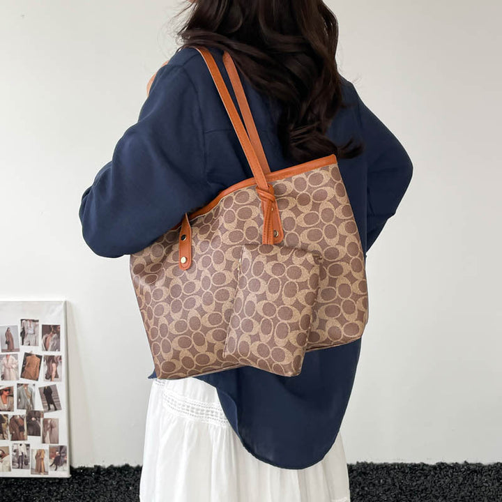 Women's tote bag with practical inner pocket and elegant design