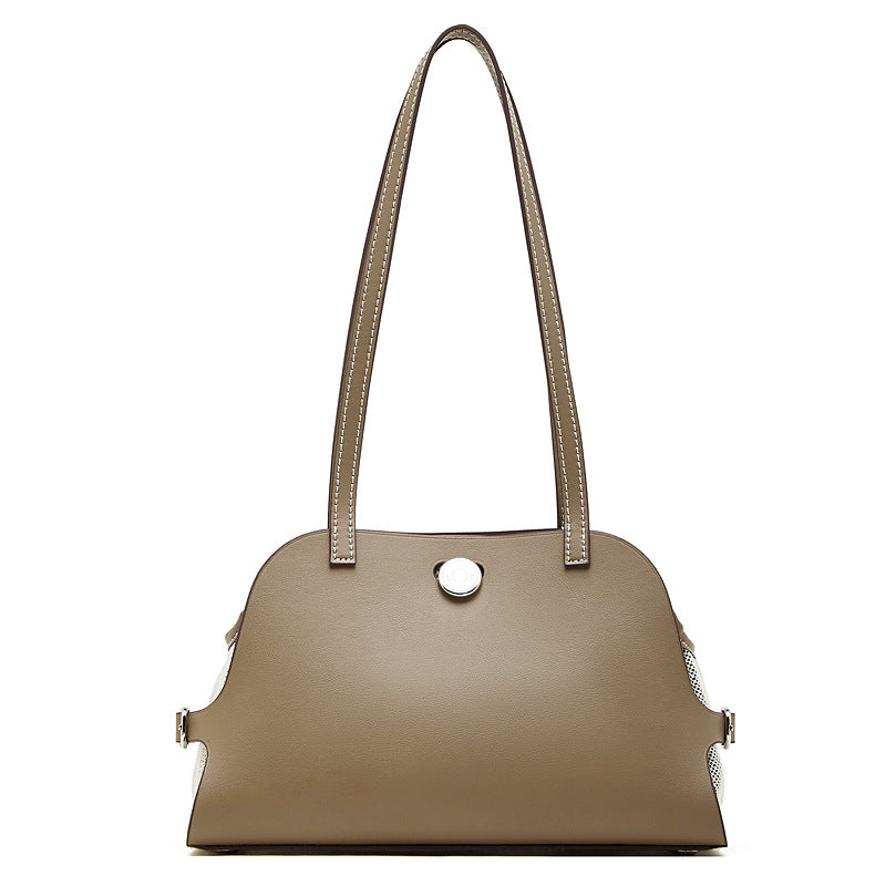 Women's tote bag with stylish design and practical compartments