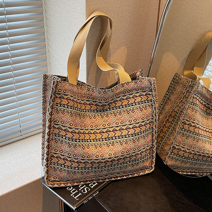 Women's shopping bag with artistic ethnic pattern