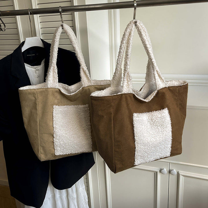 Women’s tote bag made of high-quality material and exclusive design
