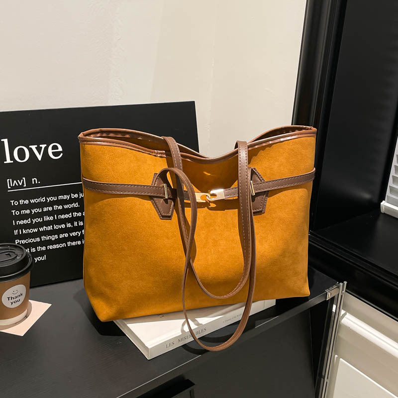 Women versatile tote bag made of soft suede