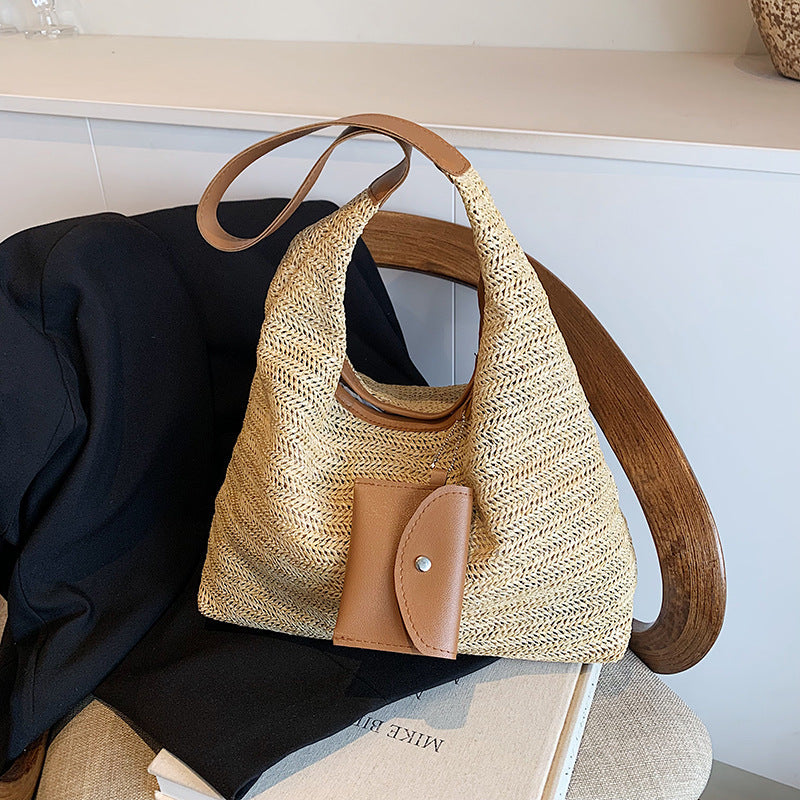 Colorful shoulder bag made of cotton with a practical additional pocket