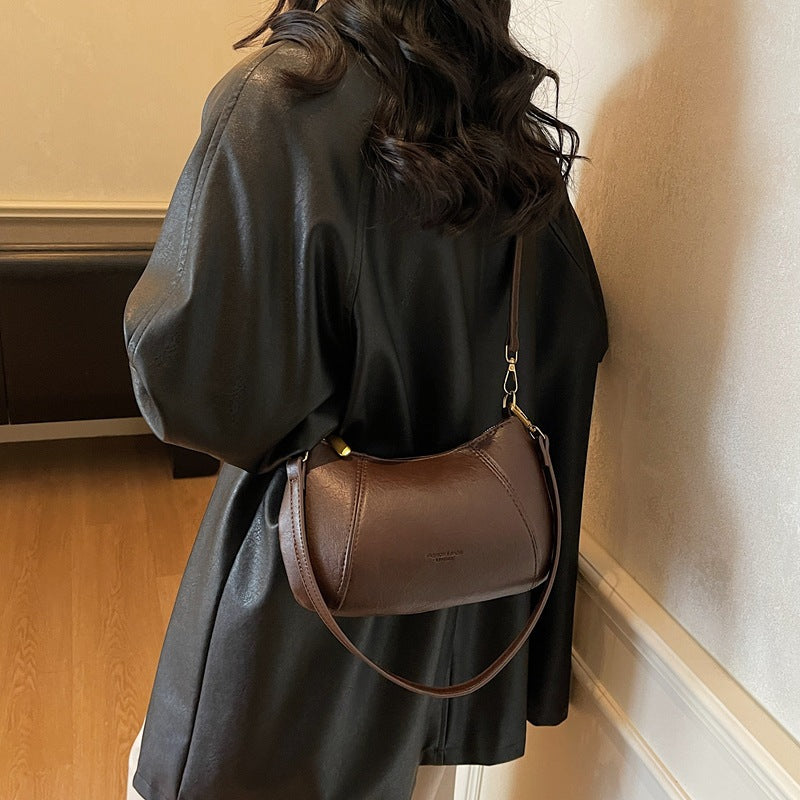 Ladies elegant shoulder bag with stylish design
