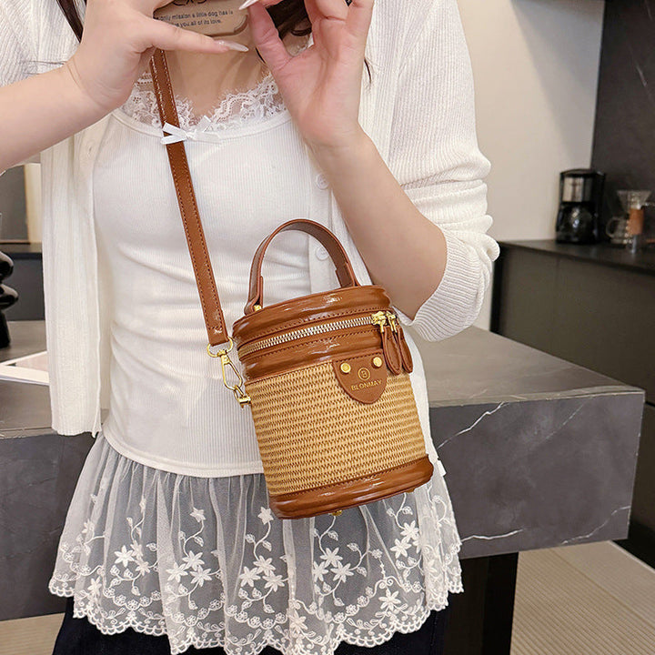 Women stylish shoulder bag in elegant basket design