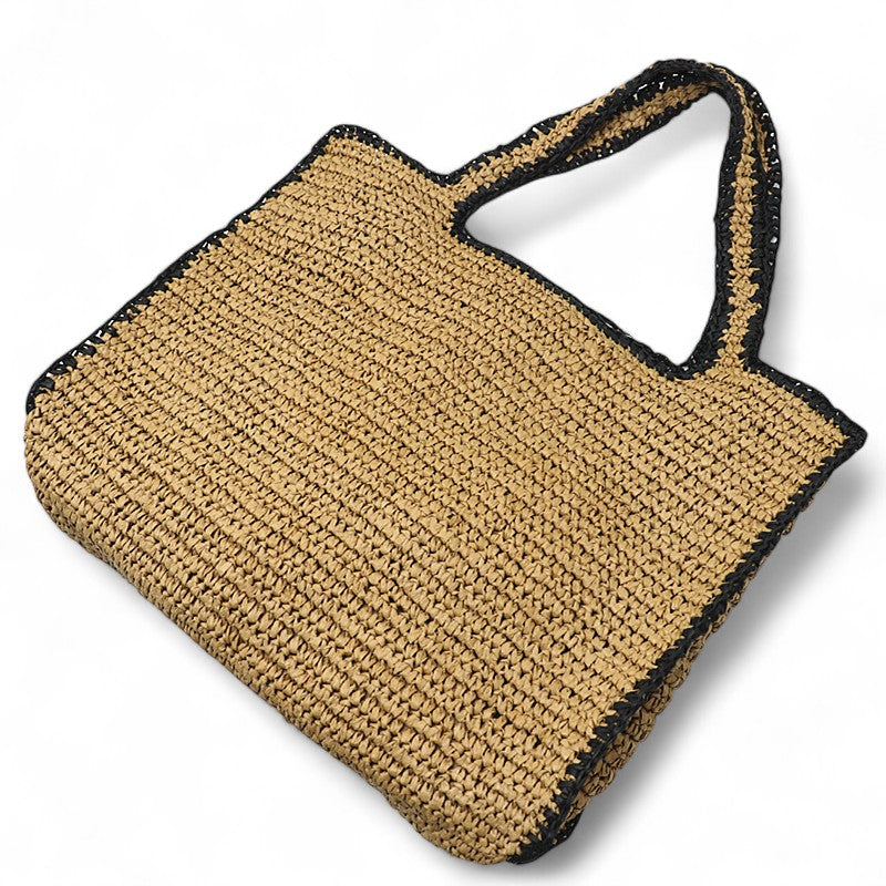Beach Tote Woven in Straw