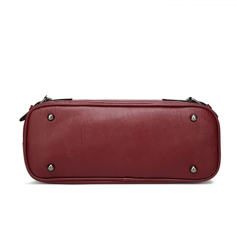 Retro Style Shoulder Handbag