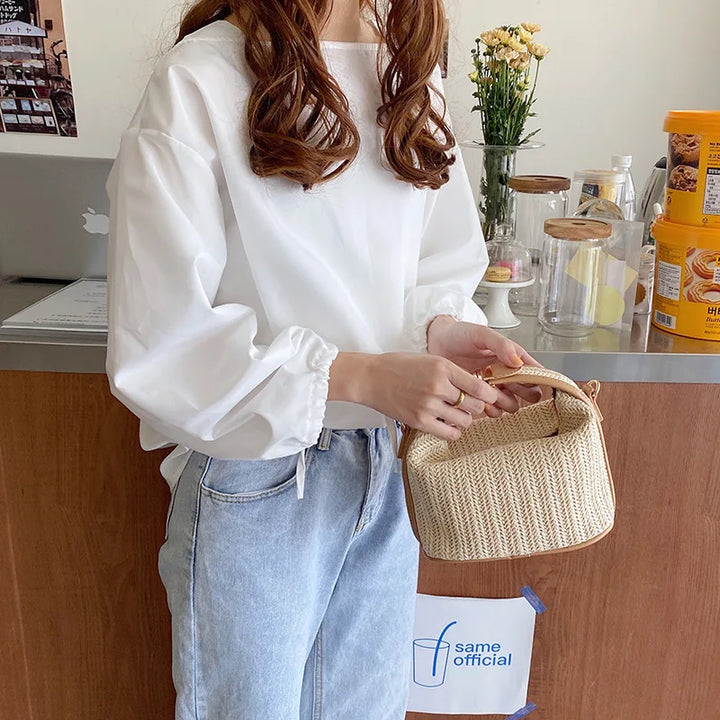 Small Shoulder Bag in Straw