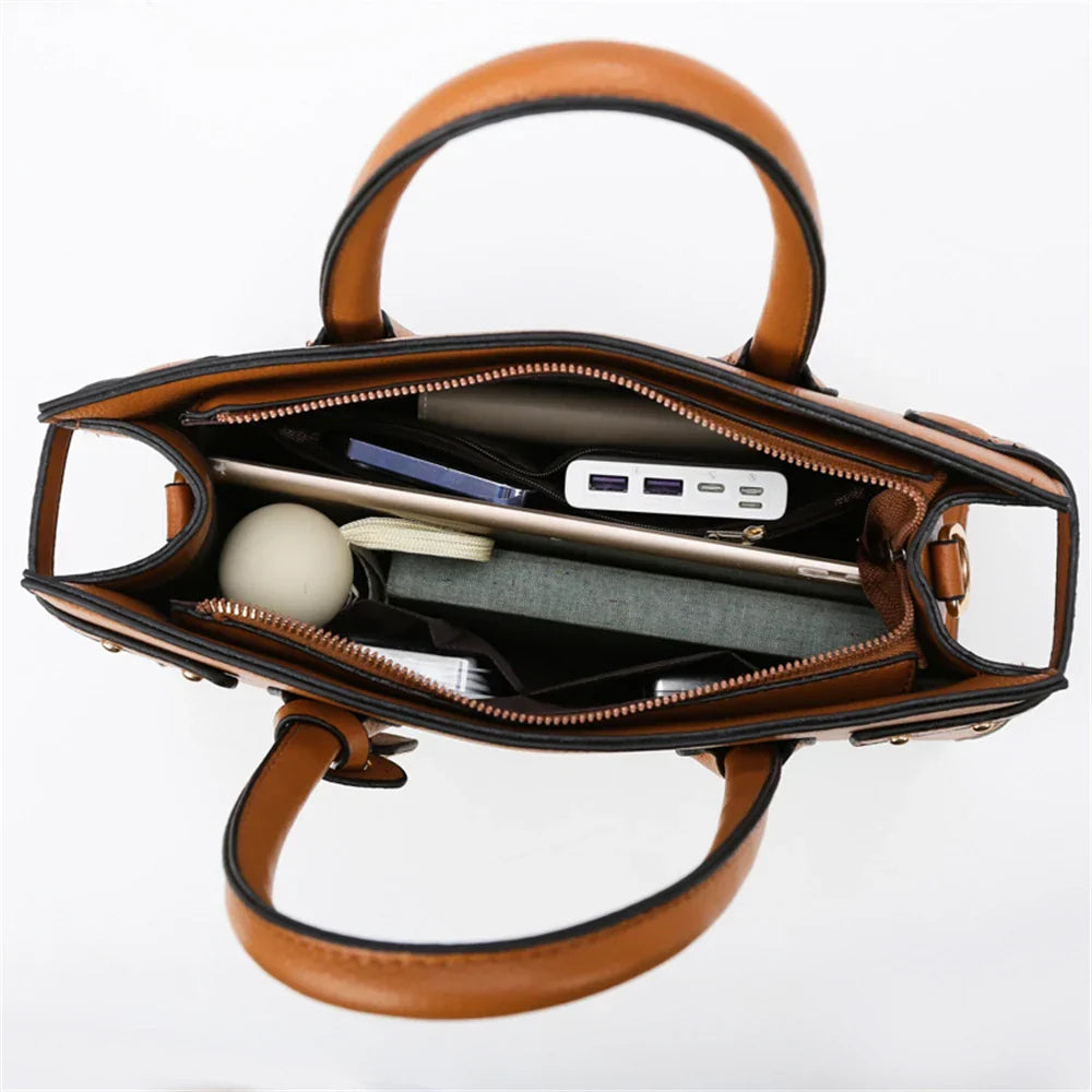 Rectangular Shoulder Bag in Leather