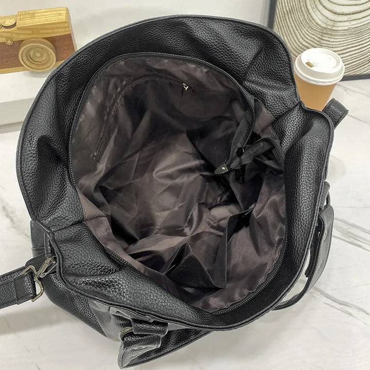 large women's tote bag made of faux leather with zipper