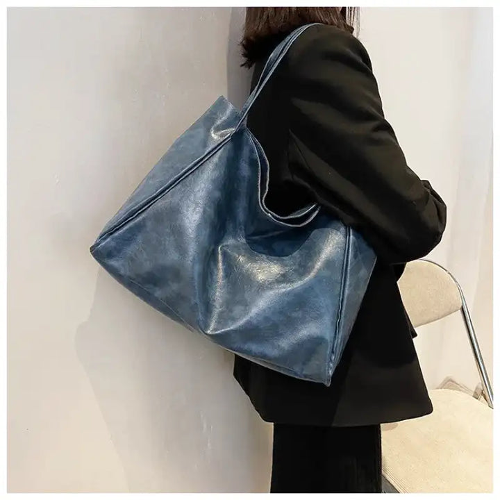 Shoulder Handbag in Trendy Leather