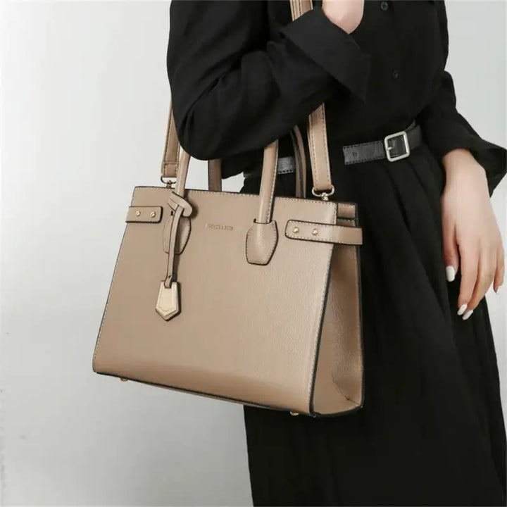 Rectangular Shoulder Bag in Leather