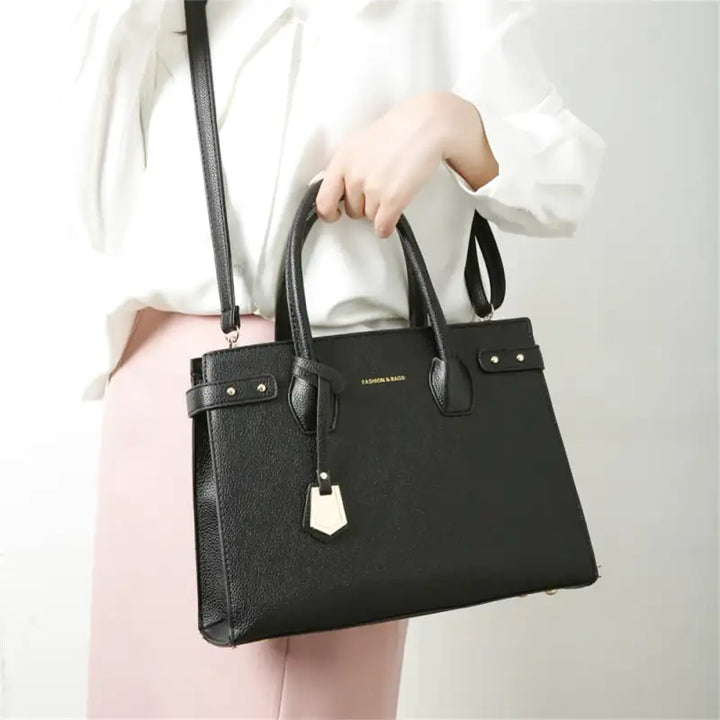 Rectangular Shoulder Bag in Leather