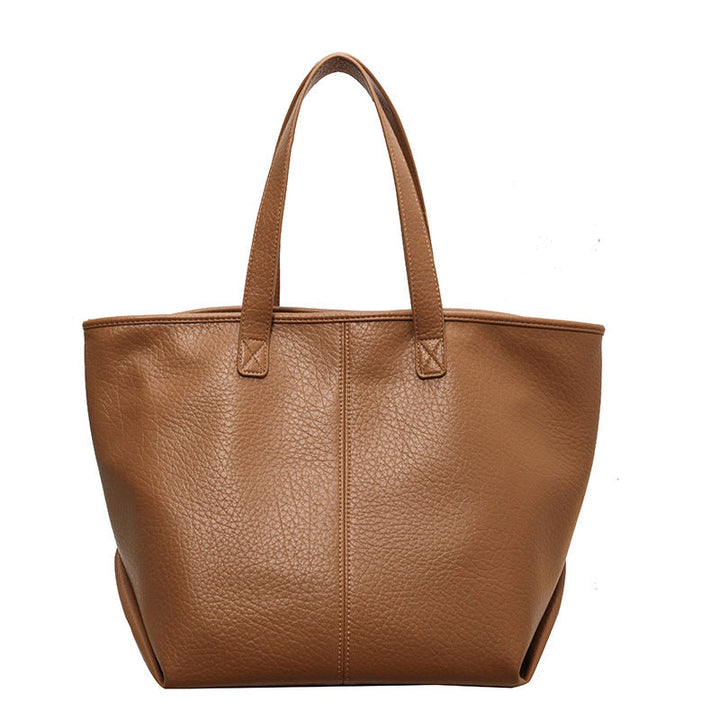 Large Trendy Tote Bag in Leather
