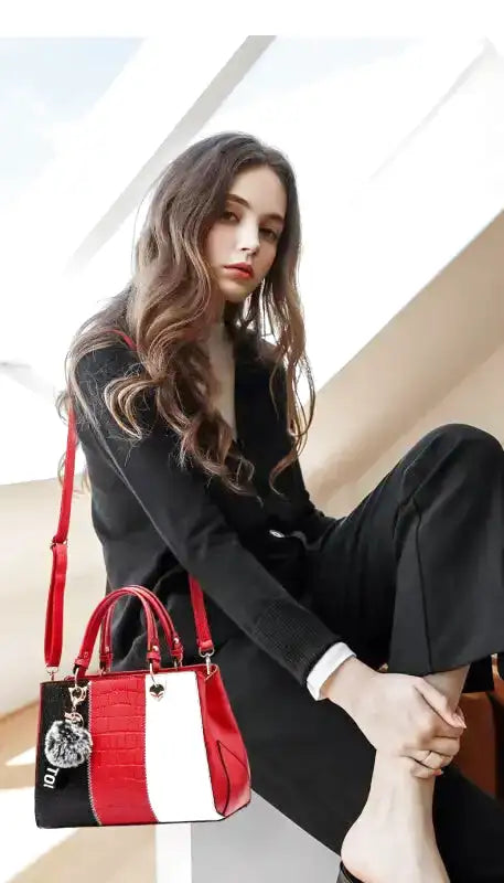 Shoulder Handbag in Crocodile Leather